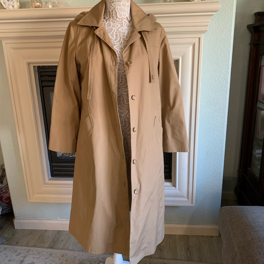 VINTAGE LONDON FOG 1970s Trench Coat
